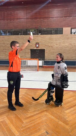 Cartão branco atribuído à atleta Jéssica Silva, da ADV