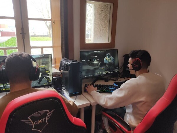 Fotografia n.&ordm; 1 da Lanhouse